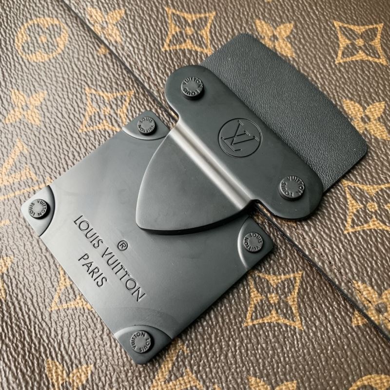 LV Clutch Bags